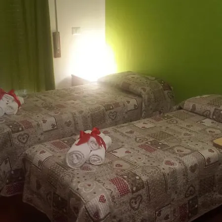 Pensión Le Streghe Di 3*